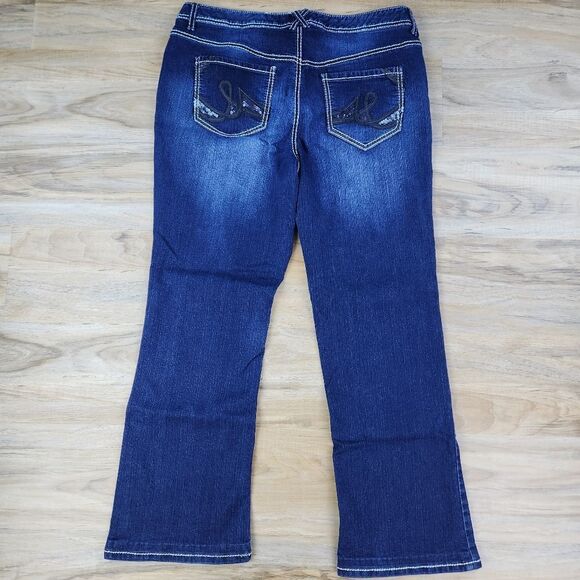 💇‍♀️Lane Bryant Bootcut Embellished Pocket Jeans Size 18 - Picture 3 of 10